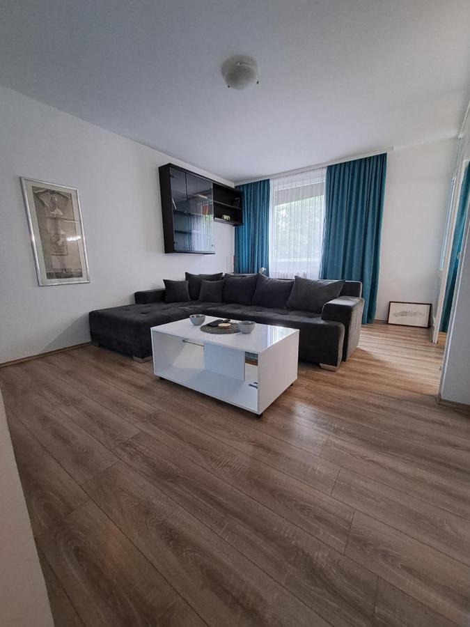 Delta 10 Apartment Nis Exterior photo